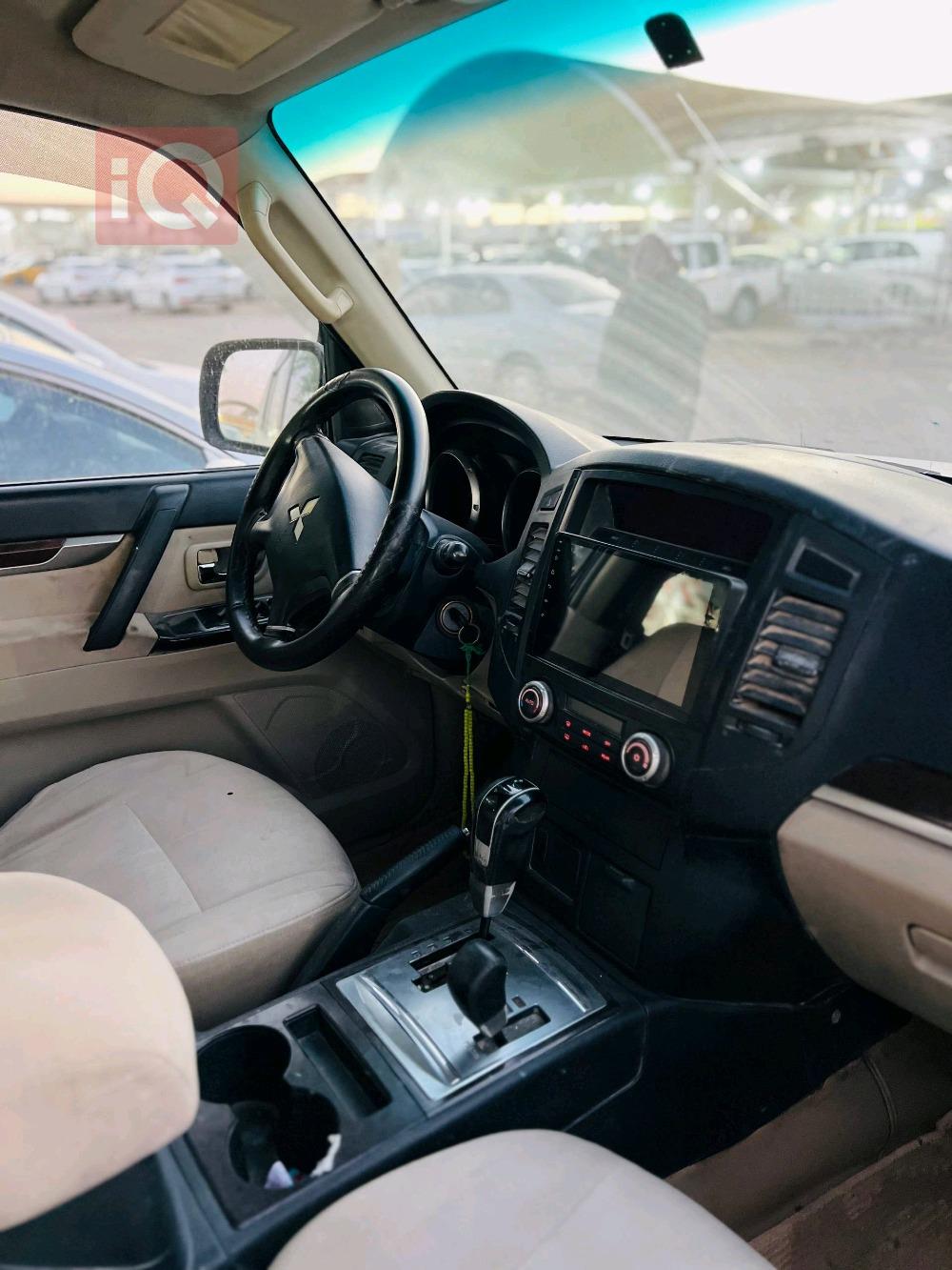 ميتسوبيشي باجيرو